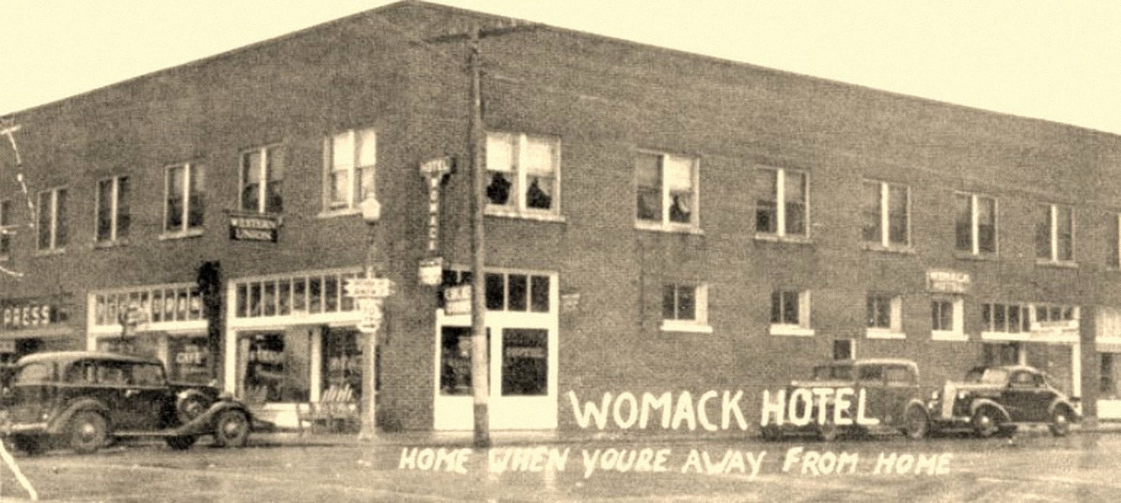 The Womack Hotel on Court Square, c. 1940s